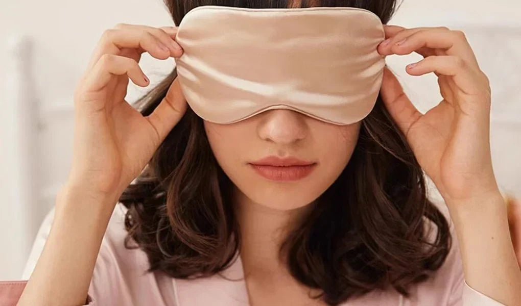 Best Silk Eye Mask for Sleeping: Buying Guide